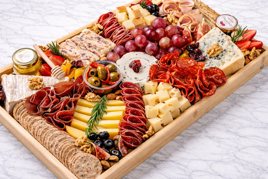 The Social Luxe Box For 6-8